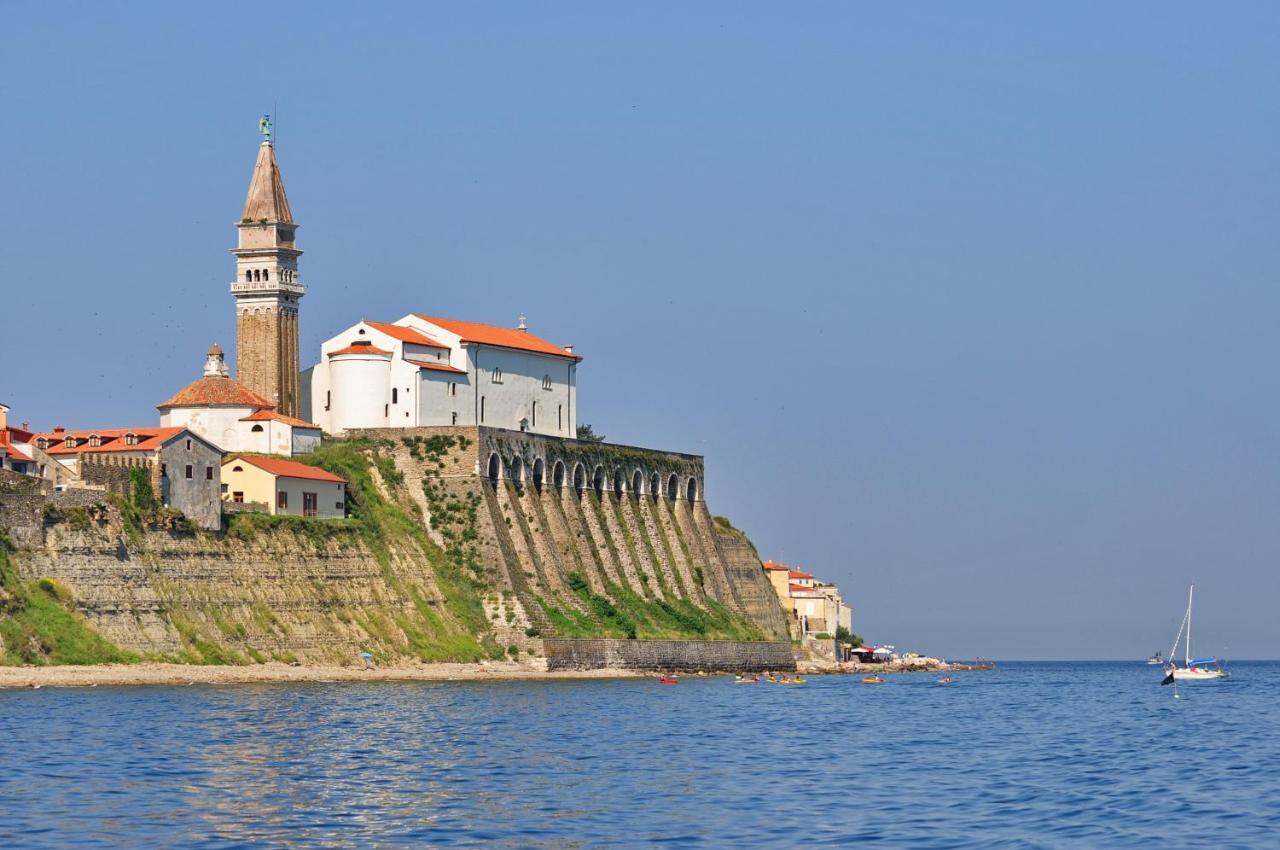 Вилла Sailing House Пиран Экстерьер фото