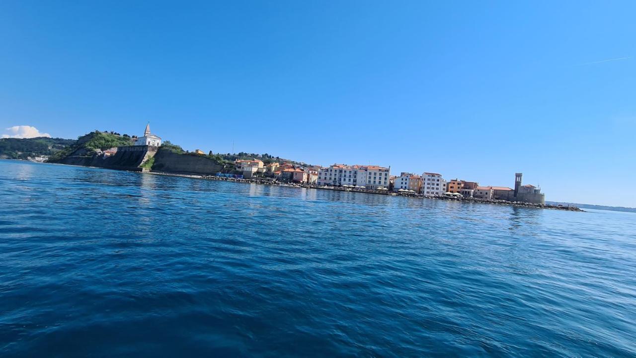 Вилла Sailing House Пиран Экстерьер фото